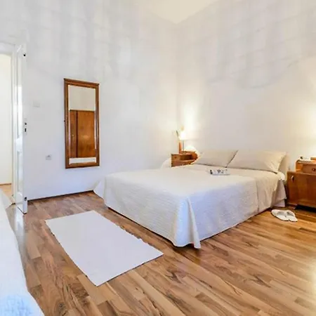 Apartment Gradac With Garden Next To Beach And Old Town Dubrovnik Exterior foto